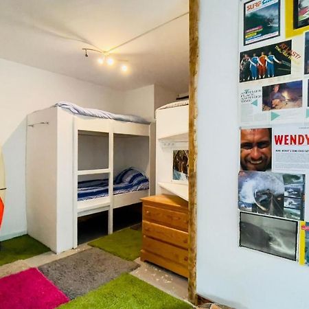 Carwyns Surf House Hostel Сеньос Екстериор снимка